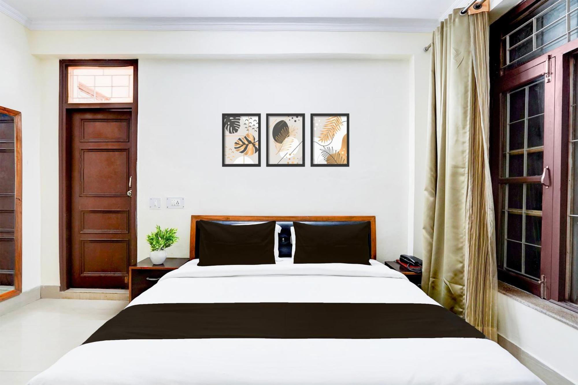 Super Townhouse Mall Road Near Library Chowk Mussoorie Eksteriør bilde