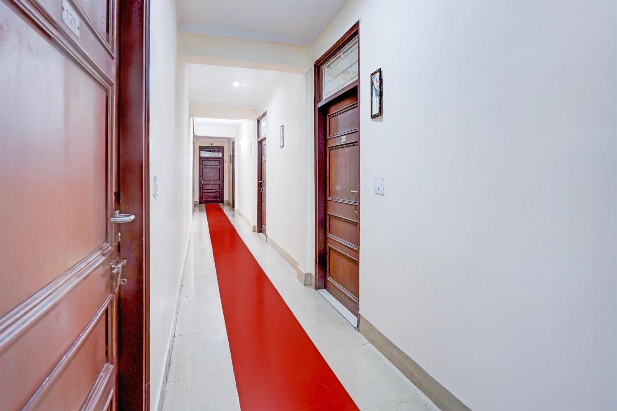 Super Townhouse Mall Road Near Library Chowk Mussoorie Eksteriør bilde